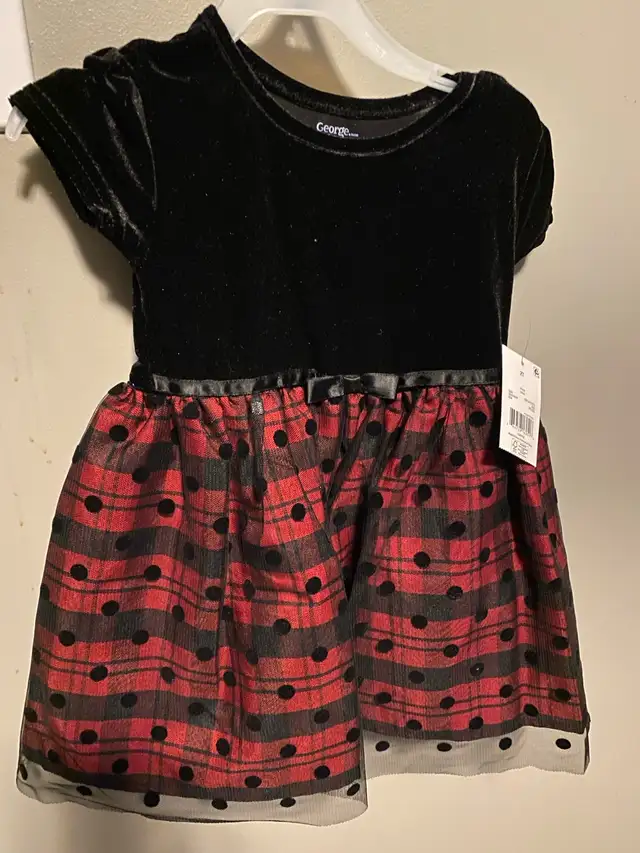 brand new girls 2T dress 