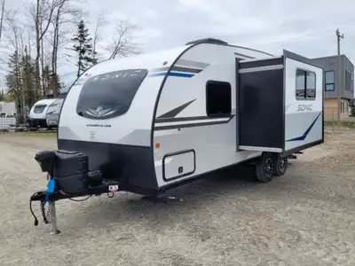 Par texto idéalement pour info ou visite: 418-558-5323. Demandez Eric. Ma roulotte est à vendre. La...
