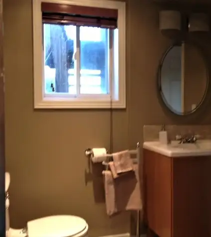 WALKOUT BASEMENT apartment. in Long Term Rentals in Mississauga / Peel Region - Image 7