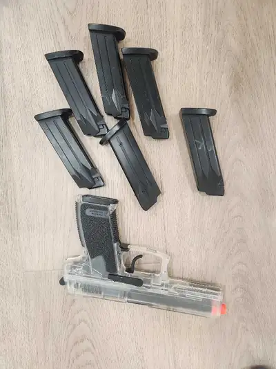 airsoft pull back hand gun with mags, View more