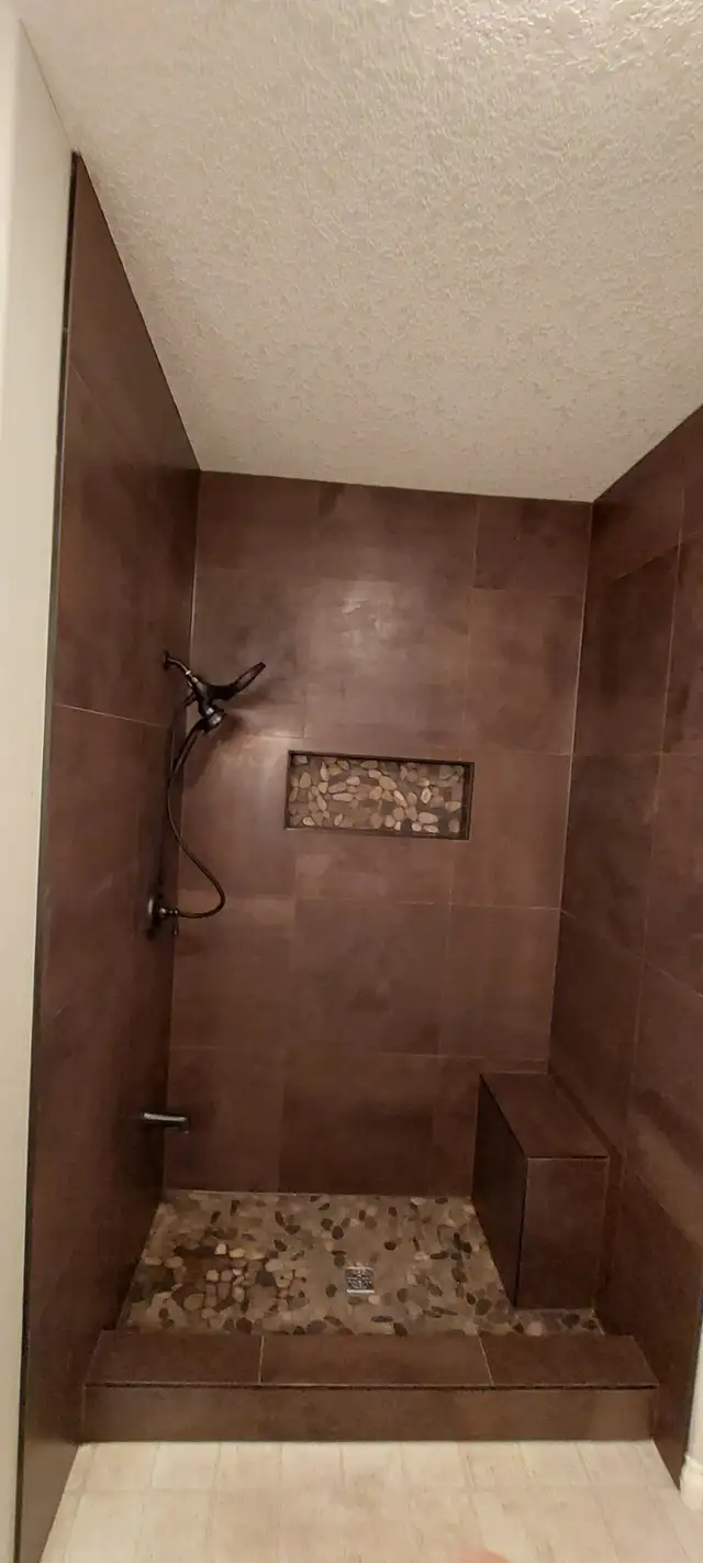 BATHROOM RENOVATION & TILE SERVICES582838706546954243