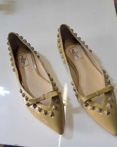 Valentino Garavani Rockstud, View more