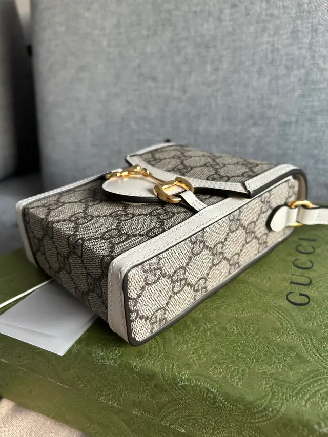 Gucci Horsebit 1955 Mini Bag in Women's - Bags & Wallets in Markham / York Region - Image 8