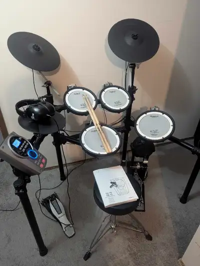 Roland td15 electronic drum kit and accessories, View more