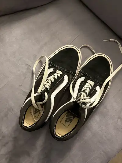 Women’s Size 9 Vans, View more