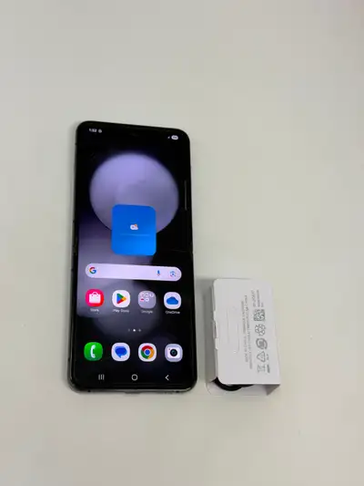 Samsung Galaxy Z Flip5 256GB Unlocked Good, View more