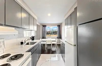 Large 2 bedroom apartment for rent in Dorval!