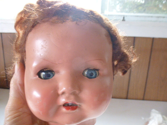 Dolls - vintage free - need repair dans Art et objets de collection  à Kingston