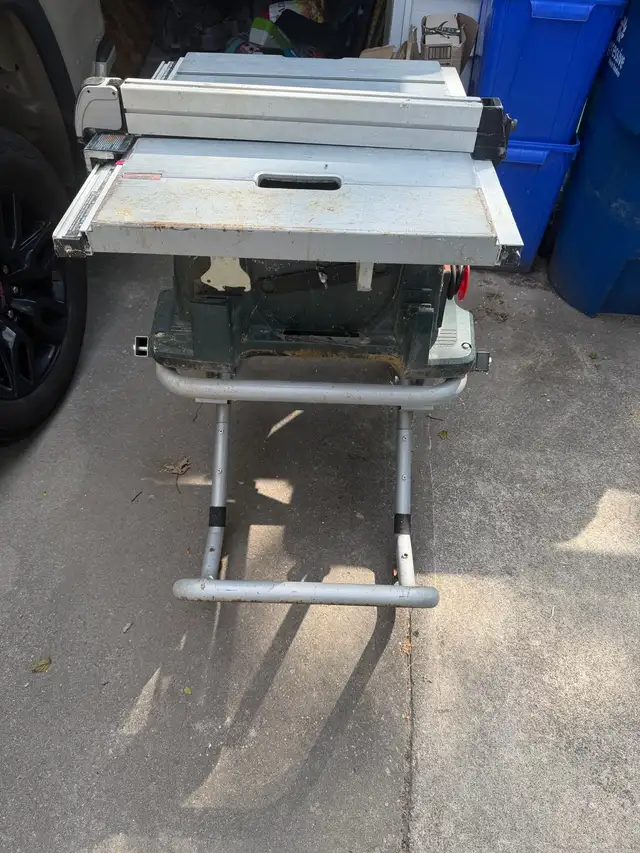 Bosch Table Saw503116088267264001