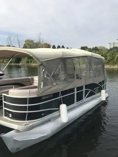 2013 Legend Pontoon Boat with a 90 hp Mercury 4 stroke engine with low usage (approx. 163 hours). It...