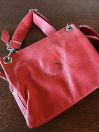 Roots Leather Purse Excellent condition 