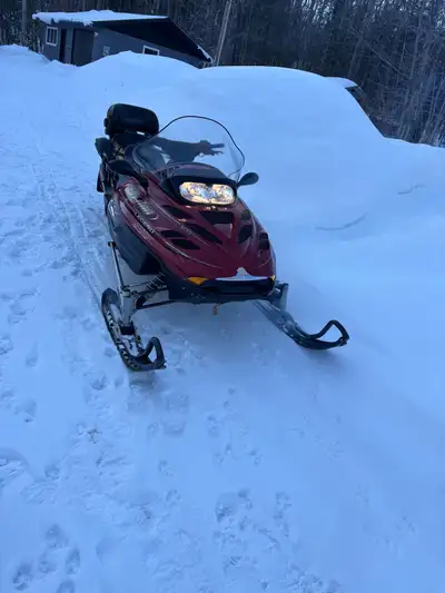 Machine is in very good running condition, starts well Heated grips and heated passenger grips Rever...