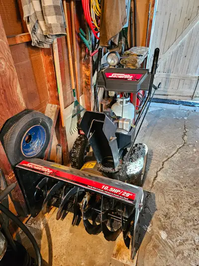 Souffleuse à neige à essence, View more