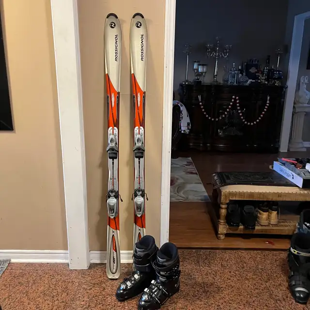 166 Rossignol  ski All mountain  with boots  in Ski in Markham / York Region - Image 2