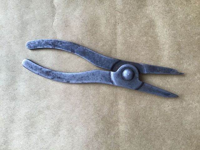 Vintage Waldes Snap Ring Pliers Tool in Hand Tools in Kamloops - Image 2