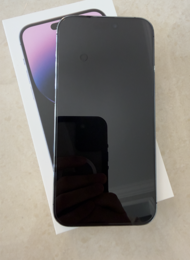 Apple iPhone 14 Pro Max 256GB (Purple) LIKE NEW CONDITION in Cell Phones in Kitchener / Waterloo - Image 7