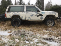 Parting out 1998  jeep cherokee xj