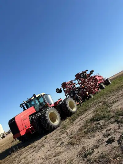 3400 hours PTO Standard transmission Outback auto steer Great shape. All fluids changed 200 hours ag...