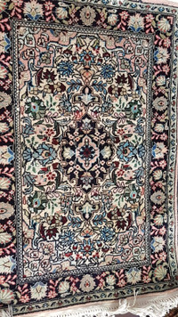 Persian rug silk carpet 