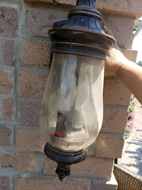 Multiple Light Fixtures, Outdoor Lights & Chandeliers. 5$ to 75$ in Indoor Lighting & Fans in Mississauga / Peel Region - Image 3