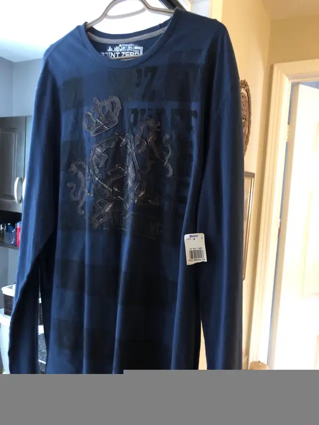 ASSORTED MENS CLOTHING ITEMS in Men's in Oshawa / Durham Region - Image 8