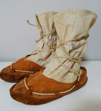 military US AIR FORCE cold weather survival High Top Moccasins