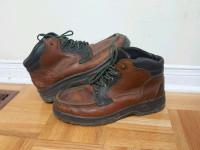CLARK  Winter   Boots ( Mens 10 )