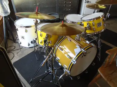 Rogers Vintage 4 piece Big R shell pack, View more
