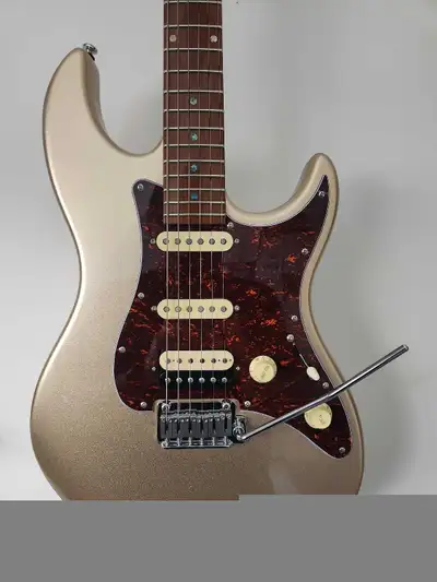 Sire S7 Superstrat, View more
