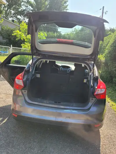 Looking for a dependable ride at a great price? This Ford Focus is the perfect budget friendly optio...