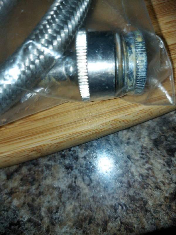 shower hose with adaptors for kitchen or laundry taps in Plumbing, Sinks, Toilets & Showers in Belleville - Image 3
