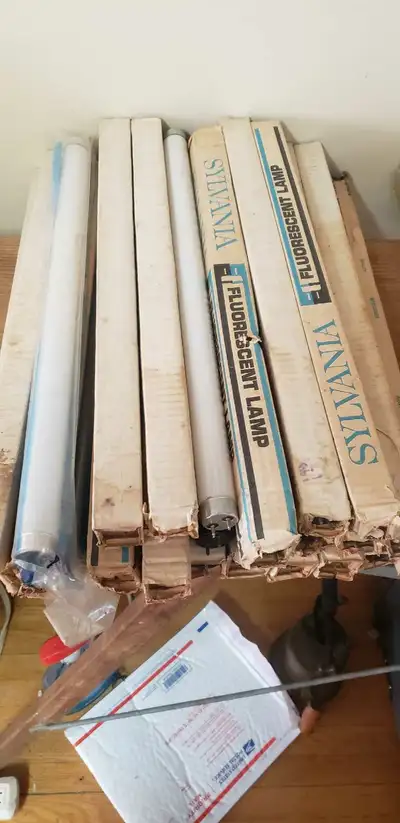 Lot 27 x 15 watts Fluorescent lamp light bulbs , View more