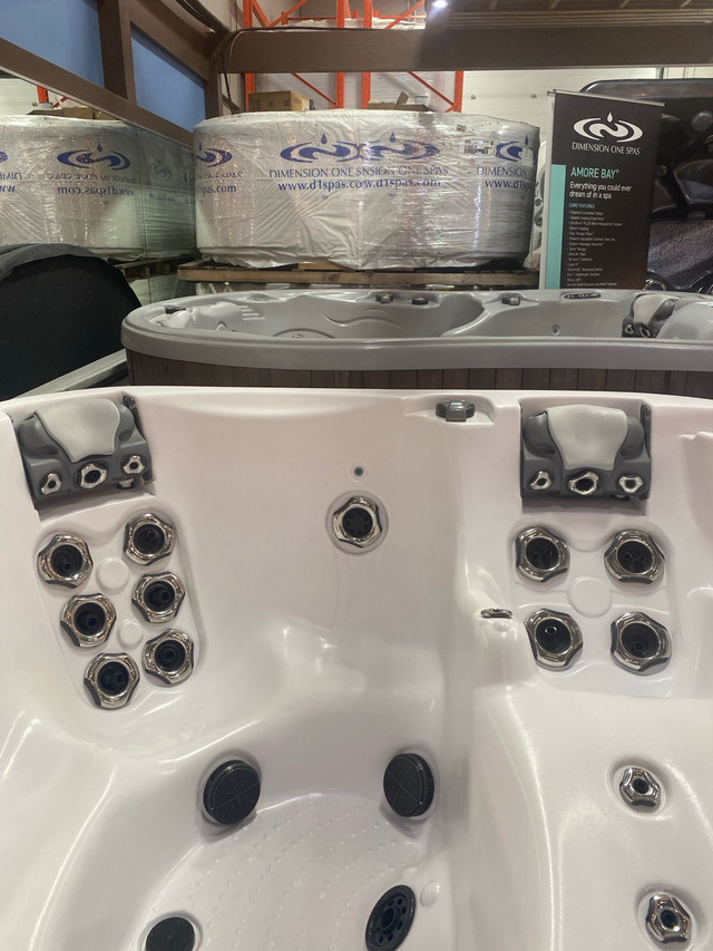 Luxury D1 Demo Model Spas Starting at $27/wk! in Hot Tubs & Pools in Saskatoon - Image 4