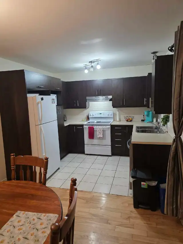 chambre a louer in Room Rentals & Roommates in Laval / North Shore - Image 6