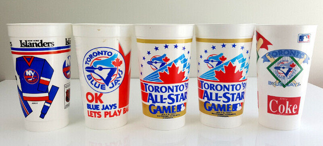 Vintage Coca-Cola Plastic Cups in Arts & Collectibles in City of Toronto