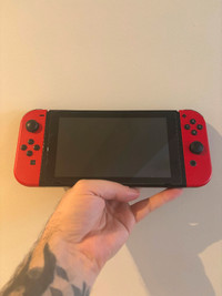 Nintendo Switch Bundle (Colorware)