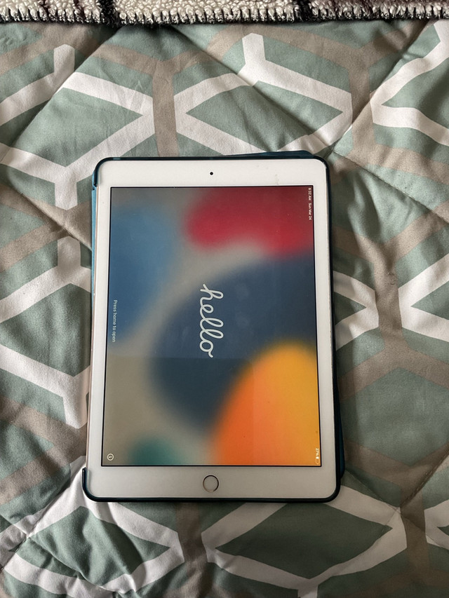 Apple IPad Air 2 64GB in iPads & Tablets in Calgary - Image 2