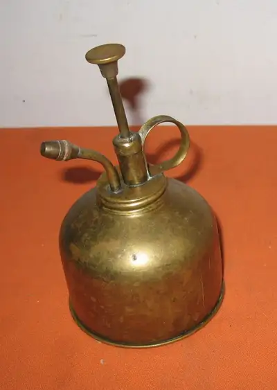 Vintage 5 1/2" Pump Oil Can Good Condition -Three Star #305 -A1, View more