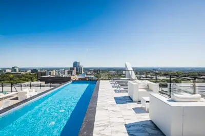 Sommet 3V - Piscine/Gym/Béton/Ascenseur
