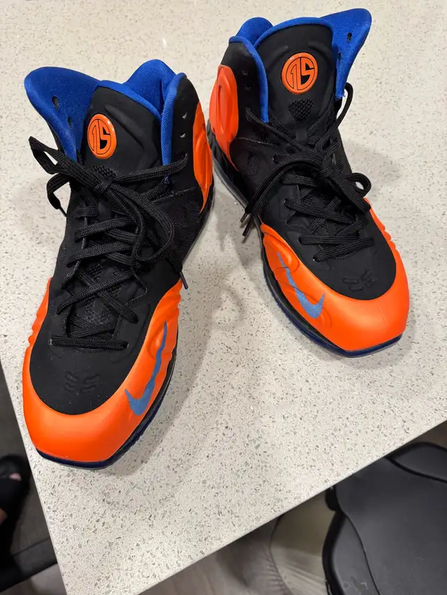 Knicks’ Air Max Hyperposite - released in 2012 Sz. 9.5