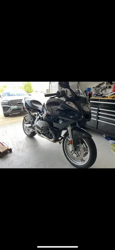 Selling this beautiful BMW SPORT bike in excellent condition. This bike is in new condition and comp...