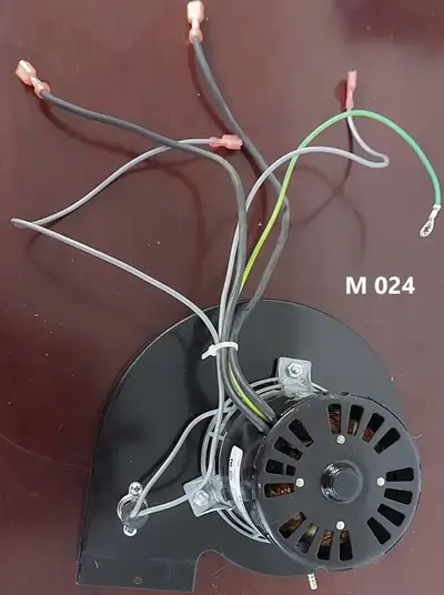 FASCO Inducer Blower Motor – Model 70219877 A professional HVAC technician removed this motor from a...
