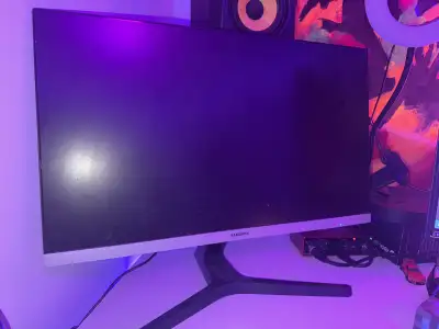 Samsung LS24R35AFHNXZA 24" LED-Lit Monitor 75Hz Freesync, View more