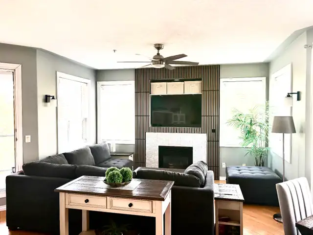 FURNISHED - 2 Bedroom, 2 Bathroom, 2 Underground Parking Stalls