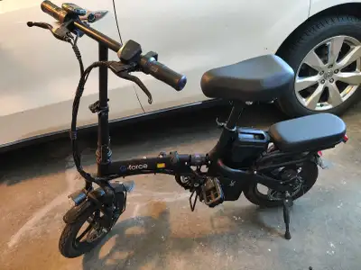 Foldable Electric Bike – Good condition 200km, View more