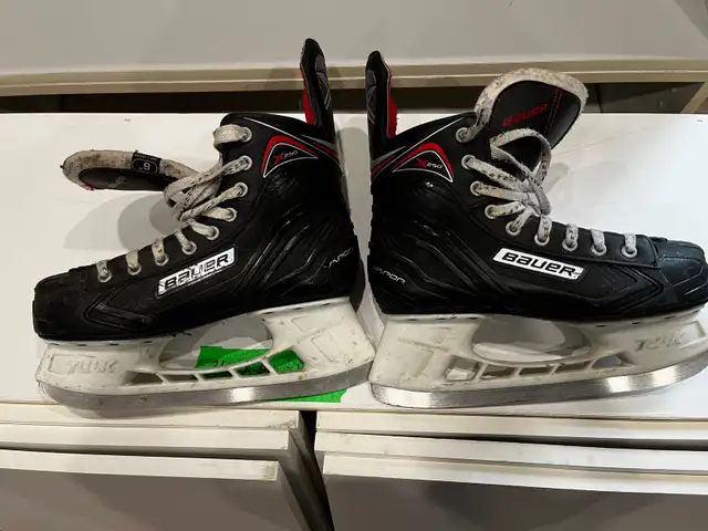 Bauer skates X250 in Skates & Blades in City of Toronto - Image 2