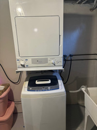 Washer & dryer with stand tower