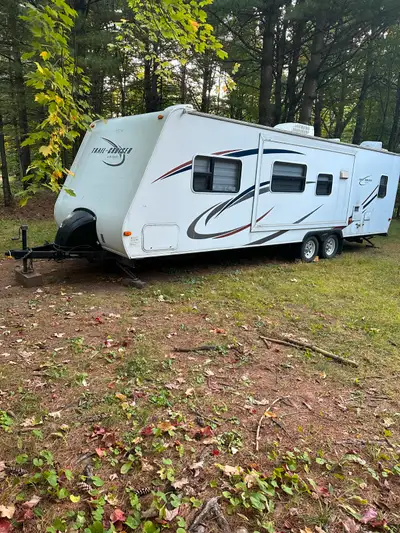 Superbe roulotte R-Vision 2008 à vendre