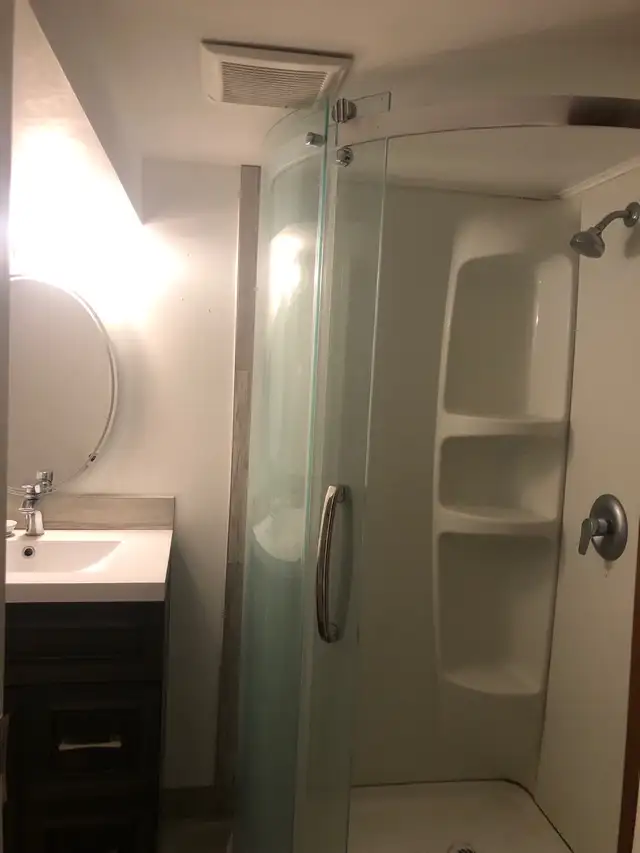 Room for Rent 500 everything included