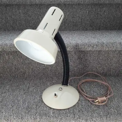 Lampe de bureau vintage, View more